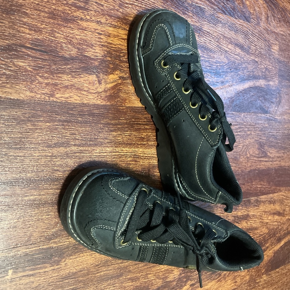 Vintage black Sketchers